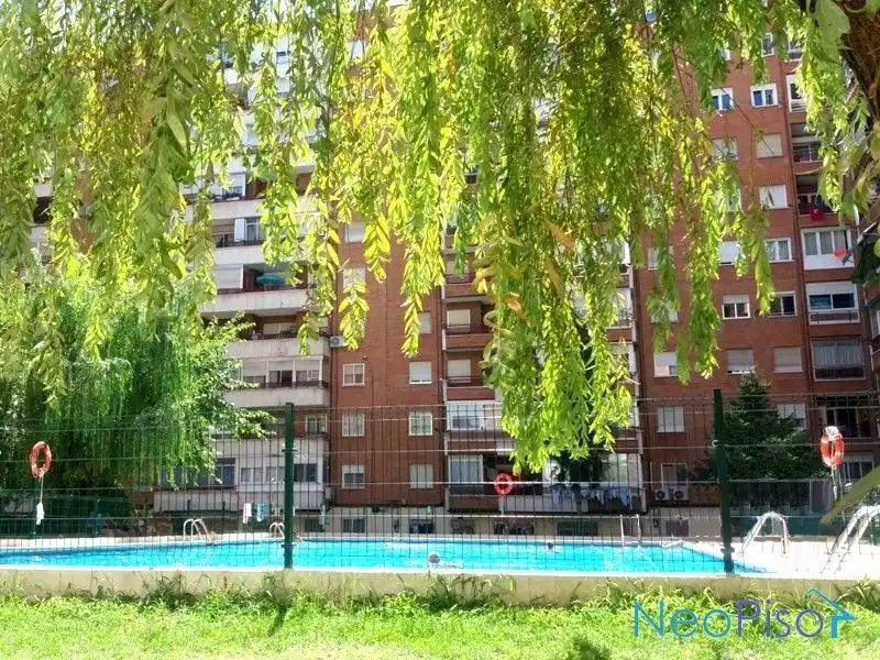 Piscina de Pis en venda en Alcorcón amb Terrassa i Piscina