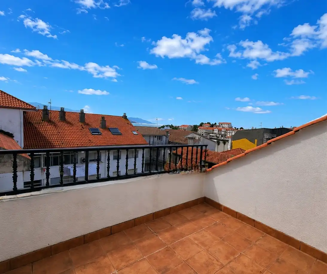 Terraza de Piso en venta en Nigrán con Terraza, Trastero y Balcón