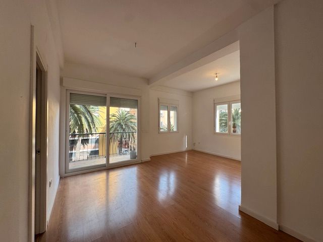 Flat for rent in Alameda de Colón, Ensanche Centro - Puerto