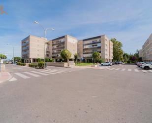 Vista exterior de Pis en venda en Majadahonda amb Aire condicionat, Calefacció i Parquet