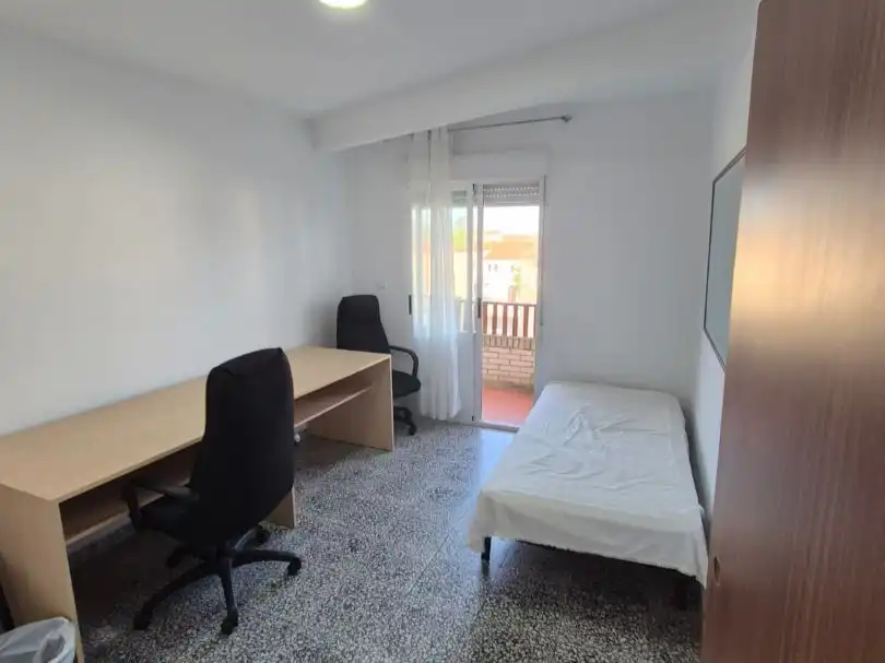 Flat for rent in Calle Victoriano Revelo, 19, Moraleja