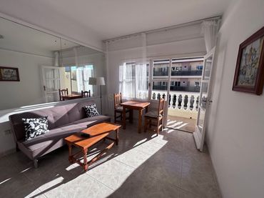 Estudio con piscina en venta en Los Nidos