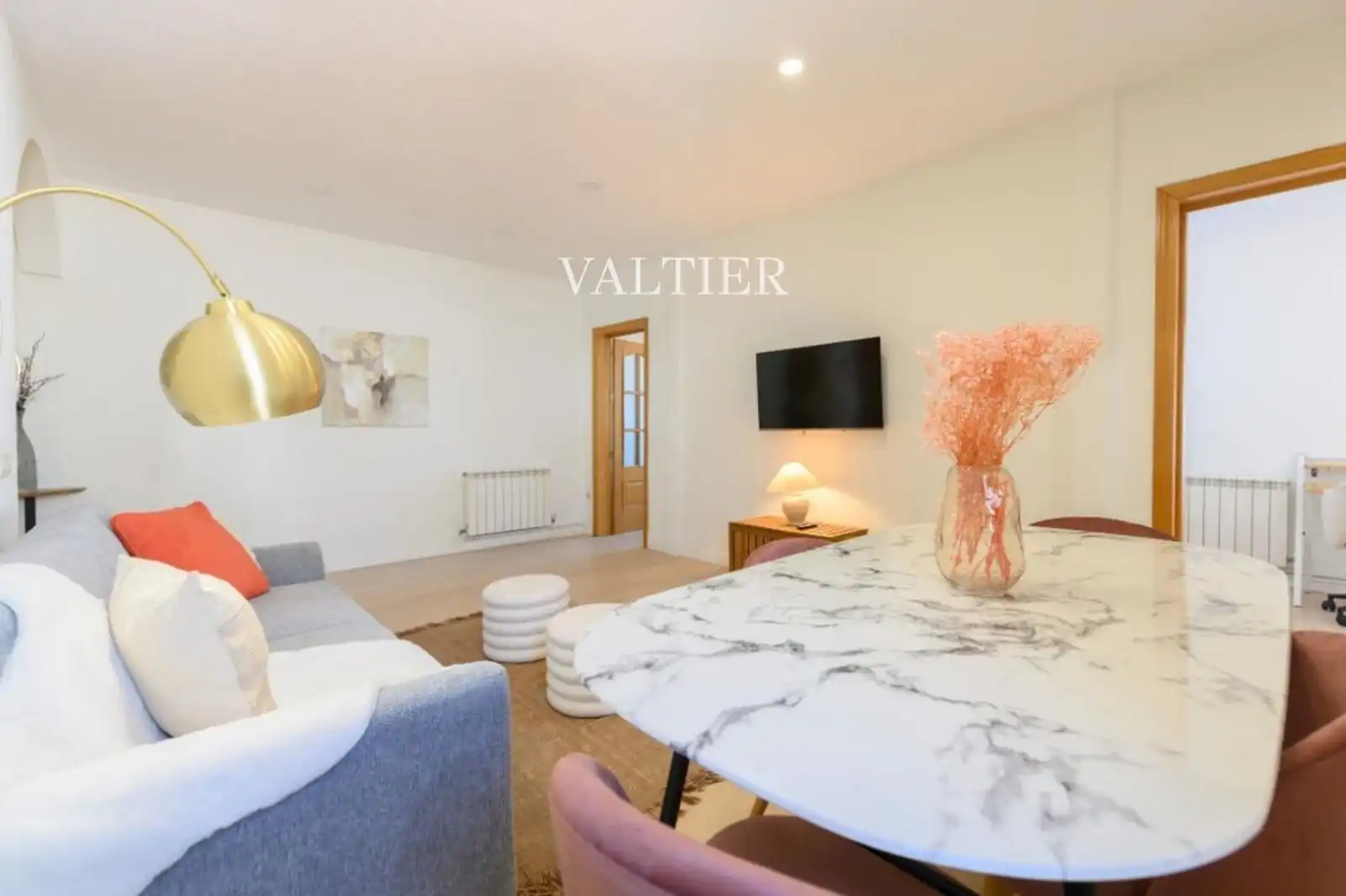 Living room of Attic for rent in Madrid  with Air Conditioner, Heating and Terrace