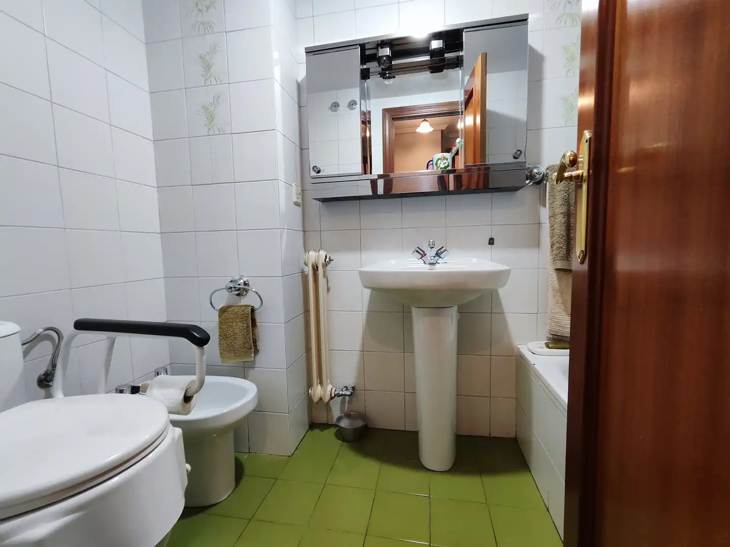 Baño de Piso en venta en  Logroño con Calefacción, Parquet y Terraza
