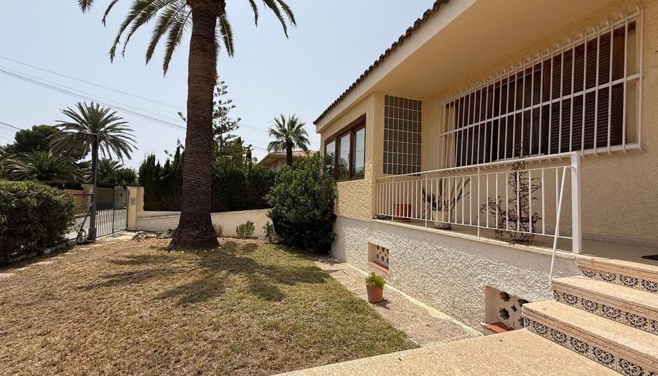 Casa o chalet en venta en Urbanizaciones - 2