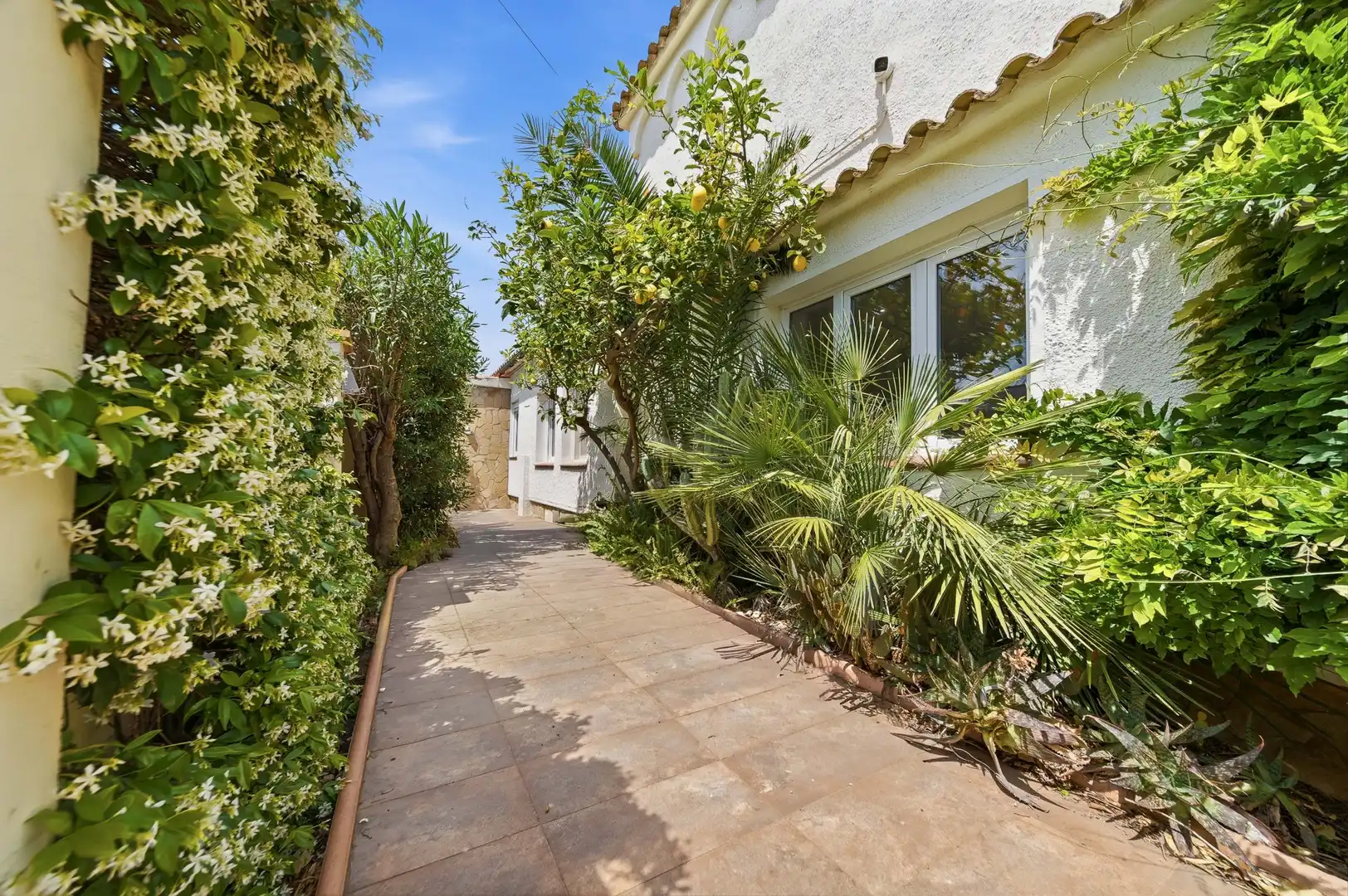 Jardín de Casa o chalet en venta en Empuriabrava con Aire acondicionado, Jardín privado y Terraza