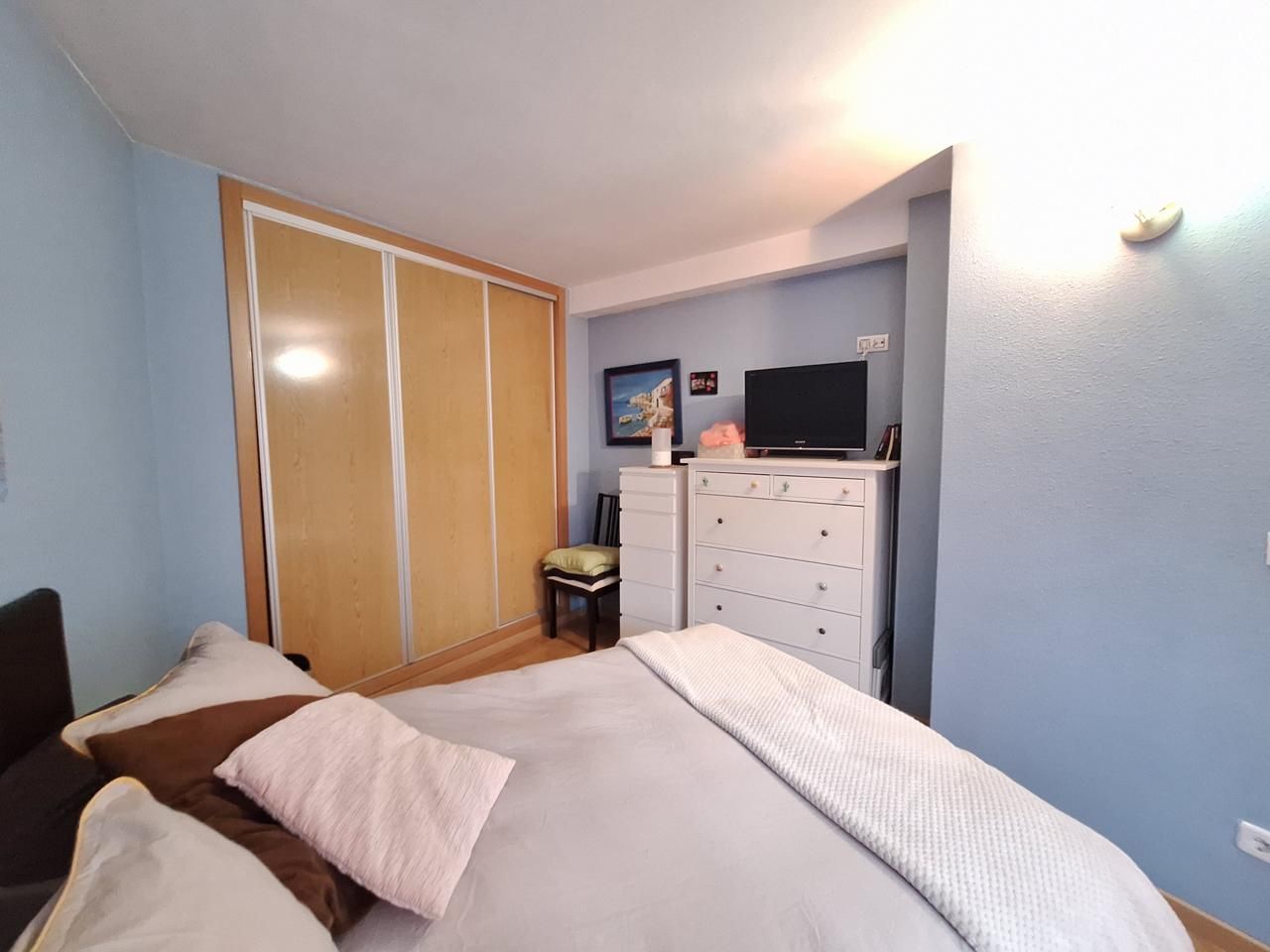 Bedroom of Flat for sale in  Madrid Capital  with Air Conditioner, Heating and Terrace