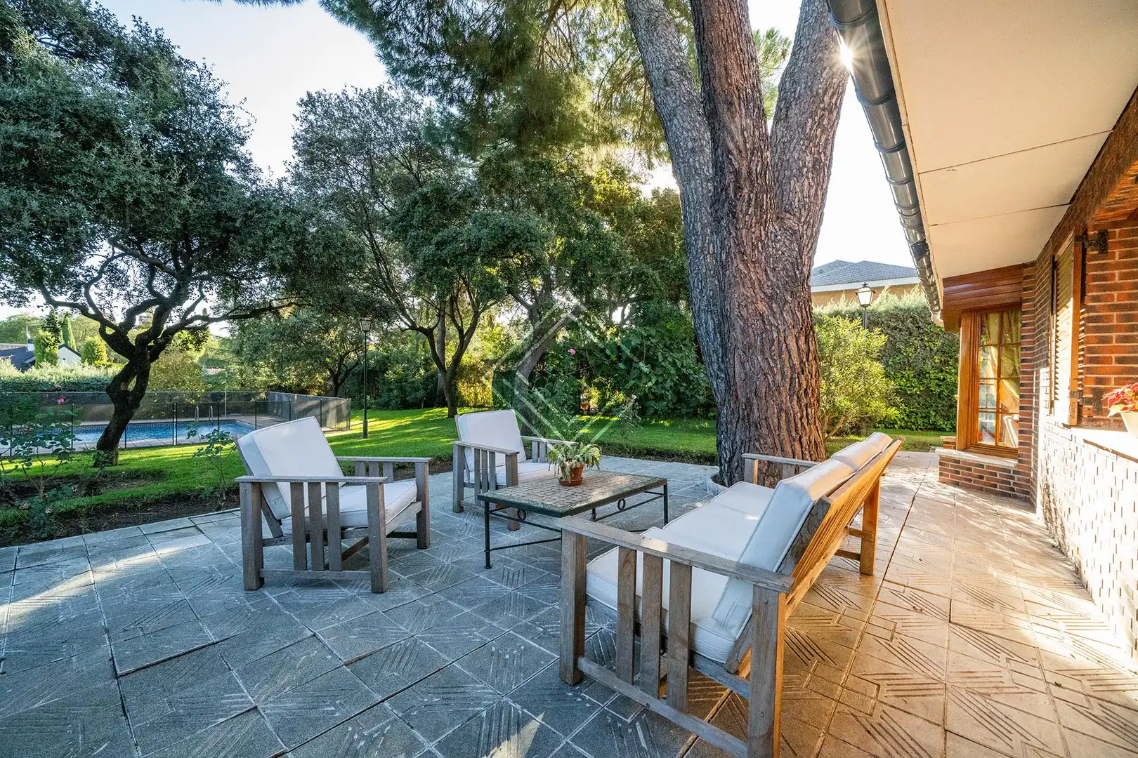 Terraza de Casa o chalet en venta en Pozuelo de Alarcón con Aire acondicionado, Calefacción y Jardín privado