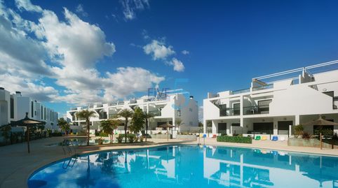 Foto 3 de Piso en venta en Mil Palmeras, Pilar de la Horadada