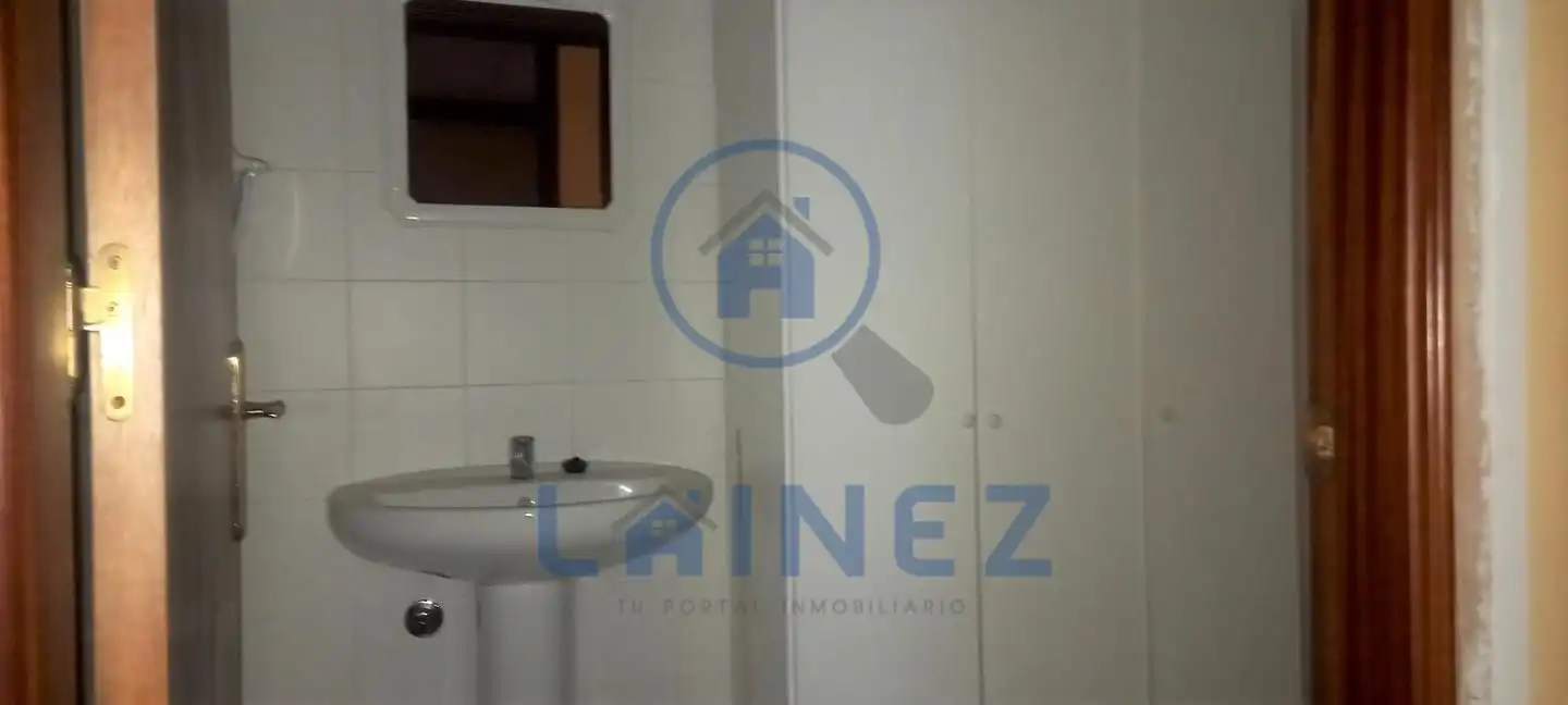 Baño de Local en venta en Belmez con Aire acondicionado