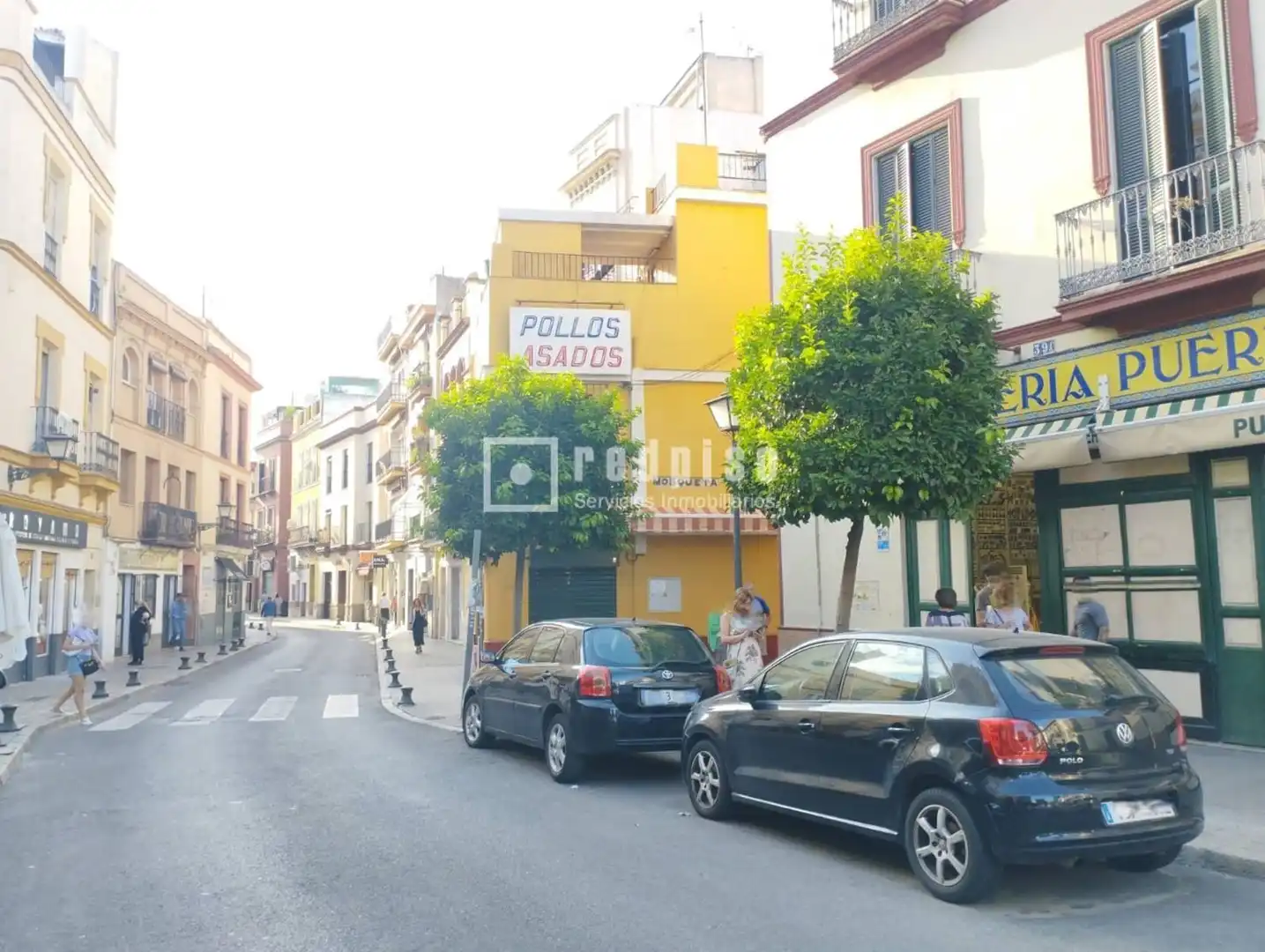 Vista exterior de Pis de lloguer en Sevilla amb Aire condicionat, Terrassa i Moblat