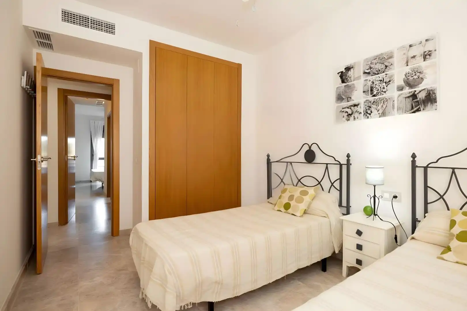 Flat for sale in Plaza Plaza de Europa, Las Tres Piedras - Costa Ballena
