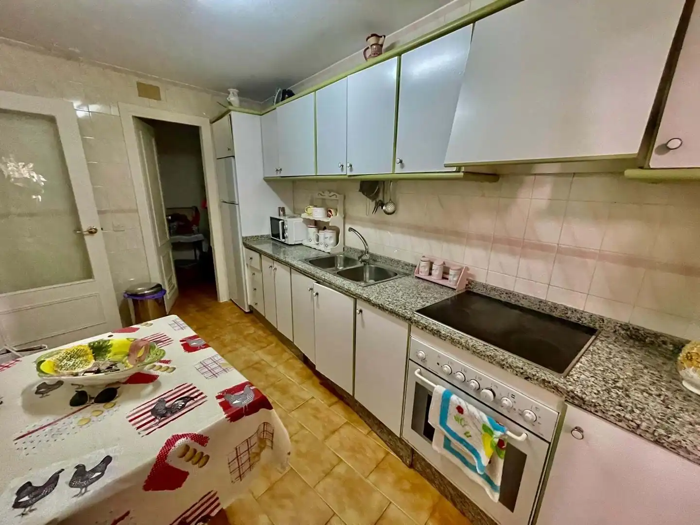 Kitchen of Detached homes for sale in El Carpio