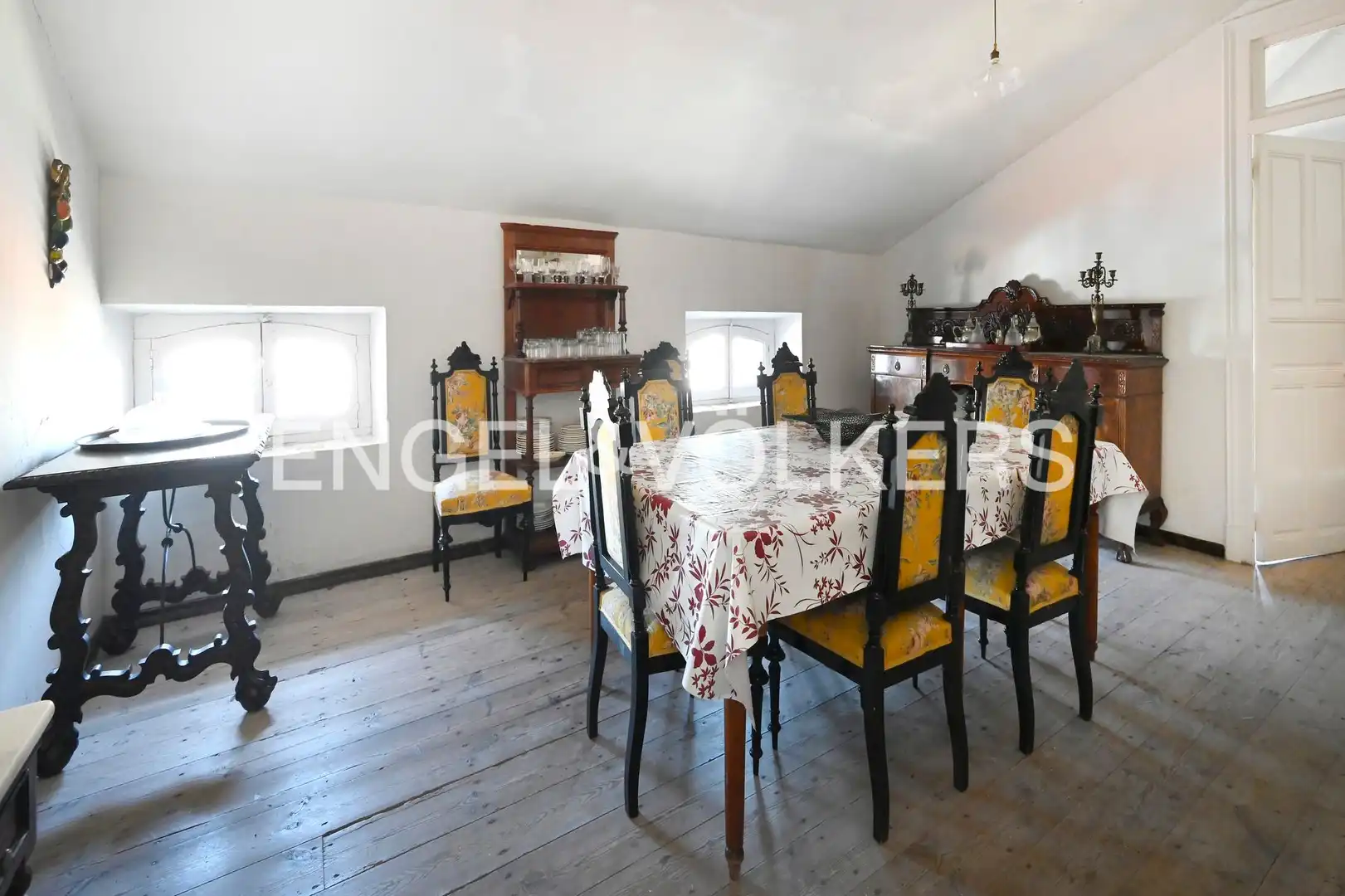 Comedor de Casa o chalet en venta en Laredo con Calefacción, Jardín privado y Trastero