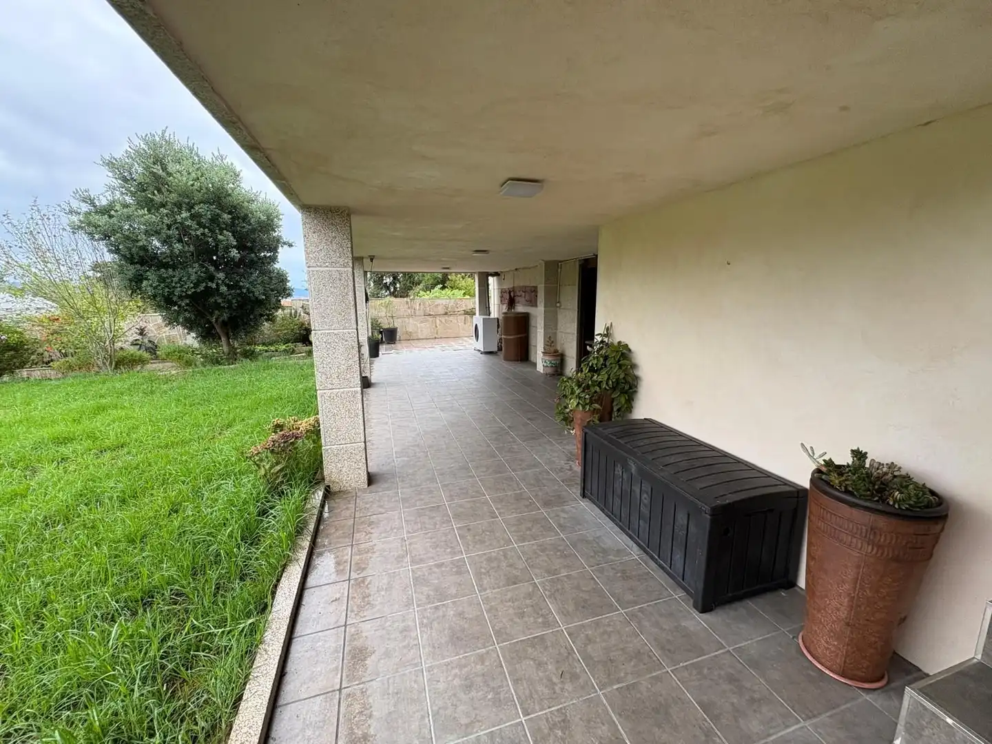 Terrassa de Casa o xalet en venda en Cangas  amb Jardí privat i Terrassa