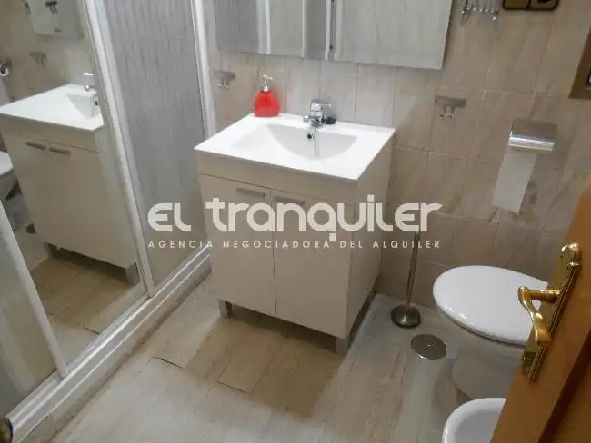 Penthouse with lift to rent in Calle Torres Miranda, imagen 9