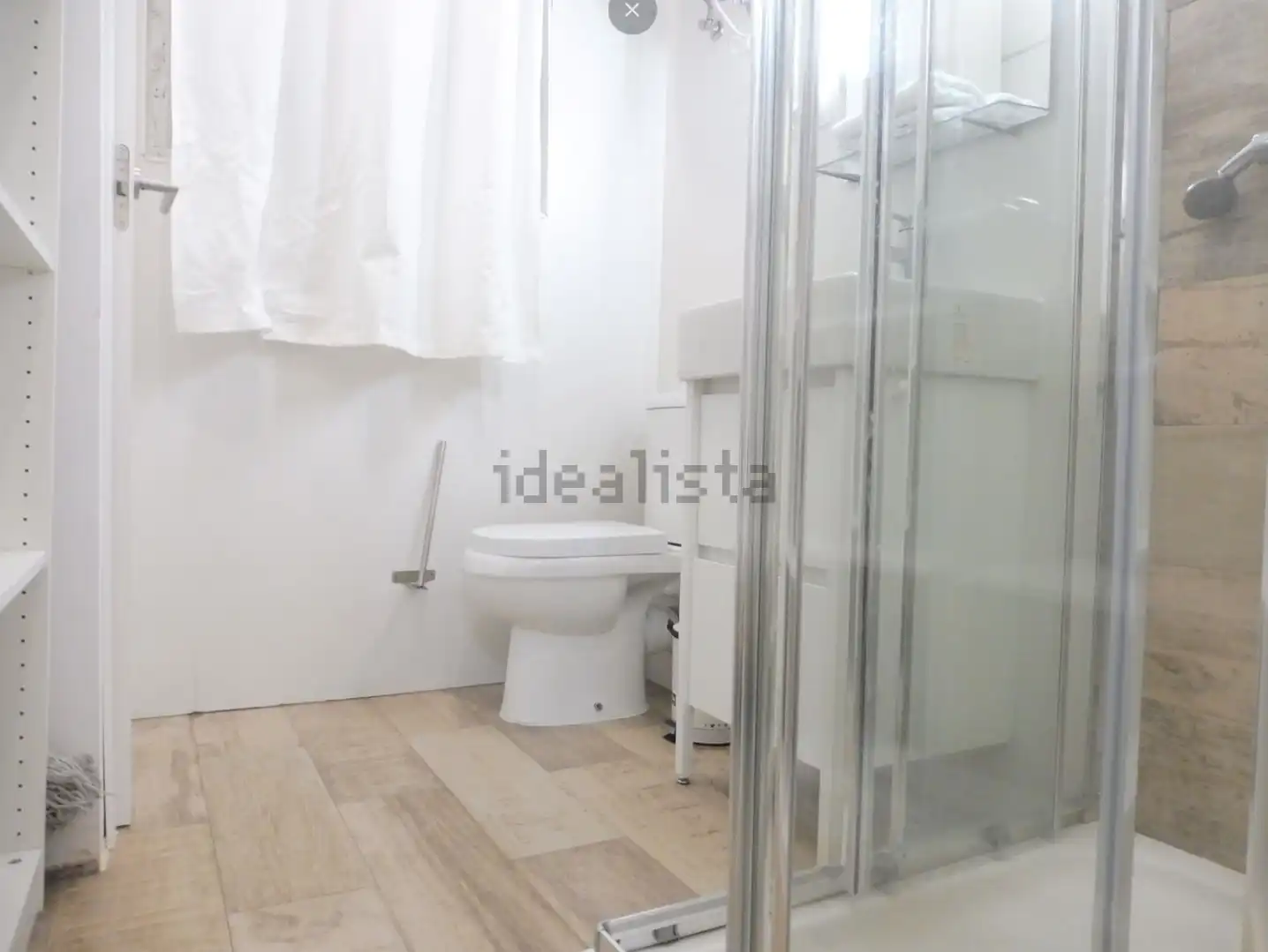 Baño de Piso de alquiler en Madrid con Parquet, Amueblado y Horno