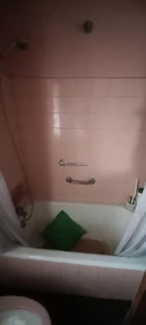 Bany de Pis en venda en Pontevedra Capital 