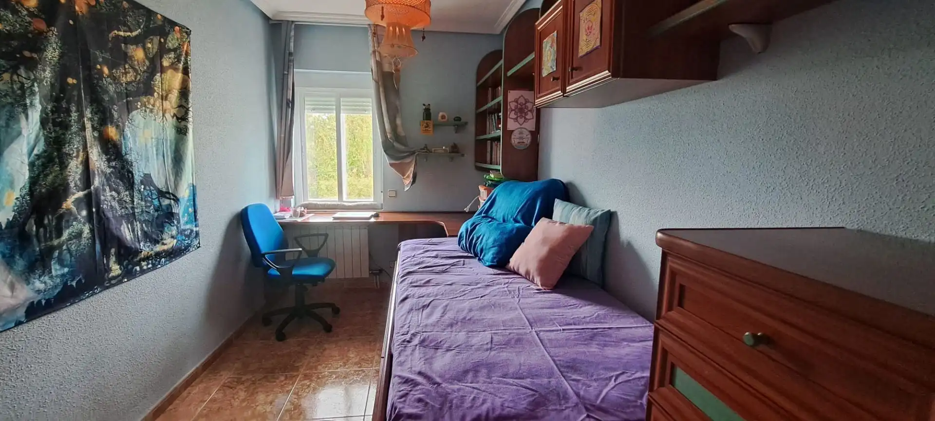 Habitación de Casa adosada en venta en Ávila con Calefacción y Amueblado