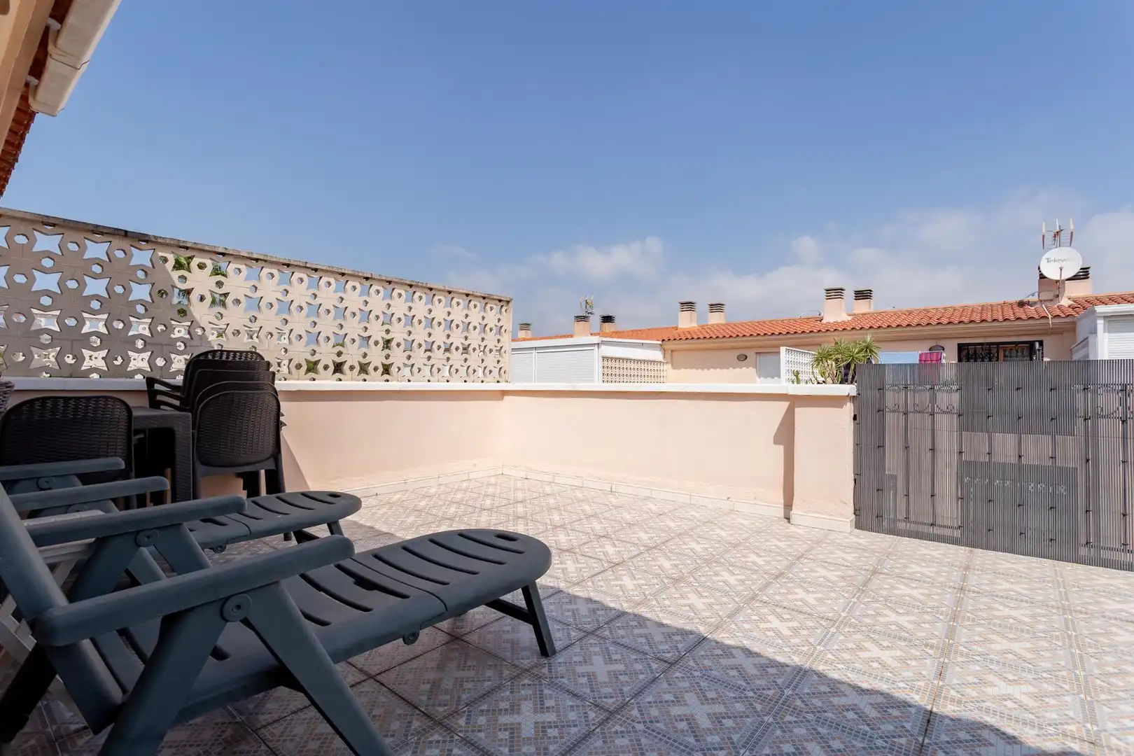 Terrassa de Casa adosada en venda en Salou amb Aire condicionat, Calefacció i Jardí privat