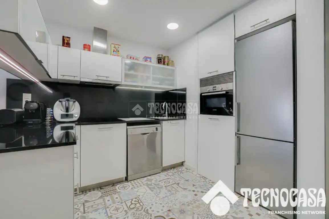 Cocina de Piso en venta en Barcelona con Aire acondicionado, Calefacción y Terraza
