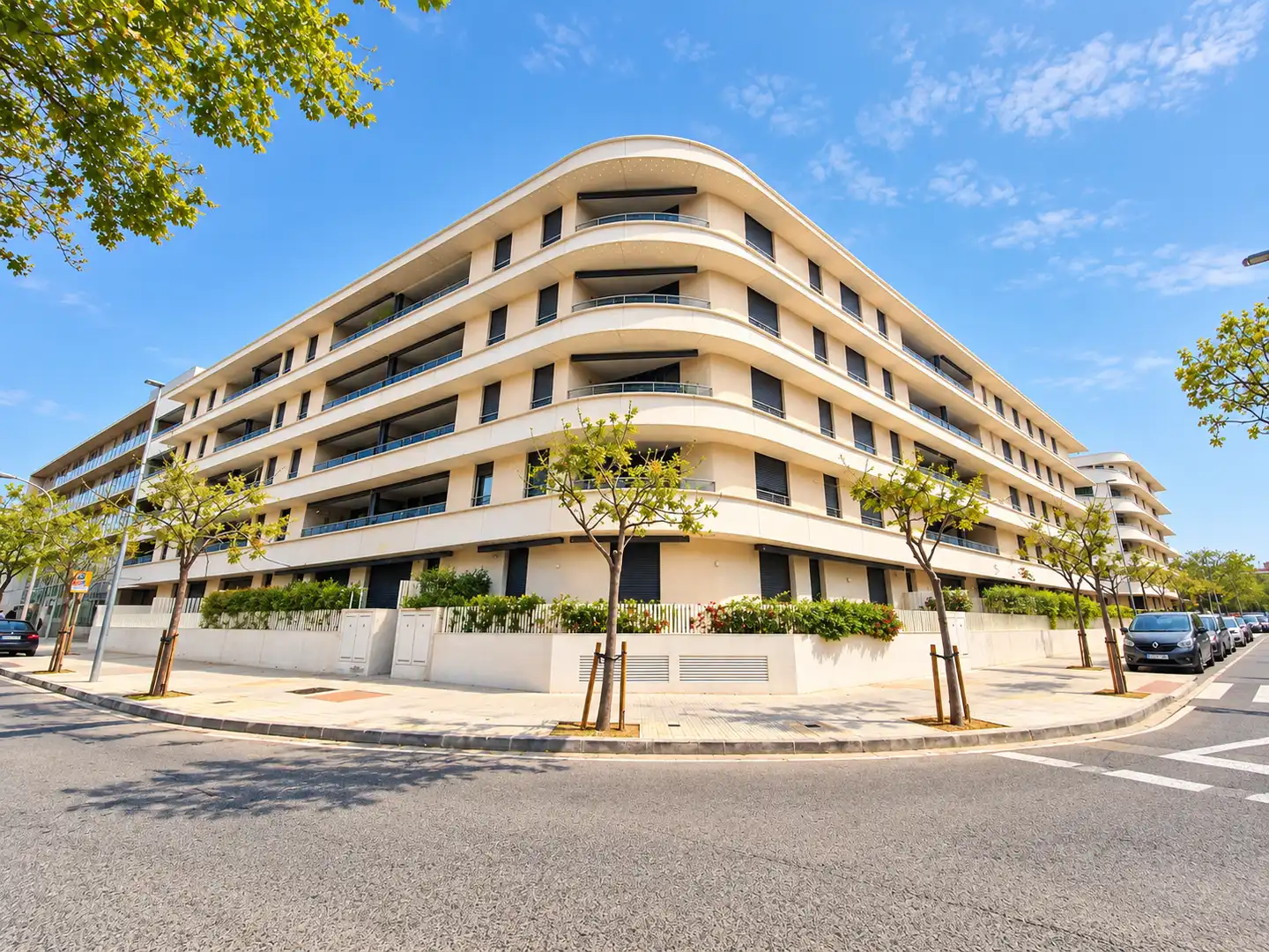 Apartment with pool for sale in Carrer del Garbí