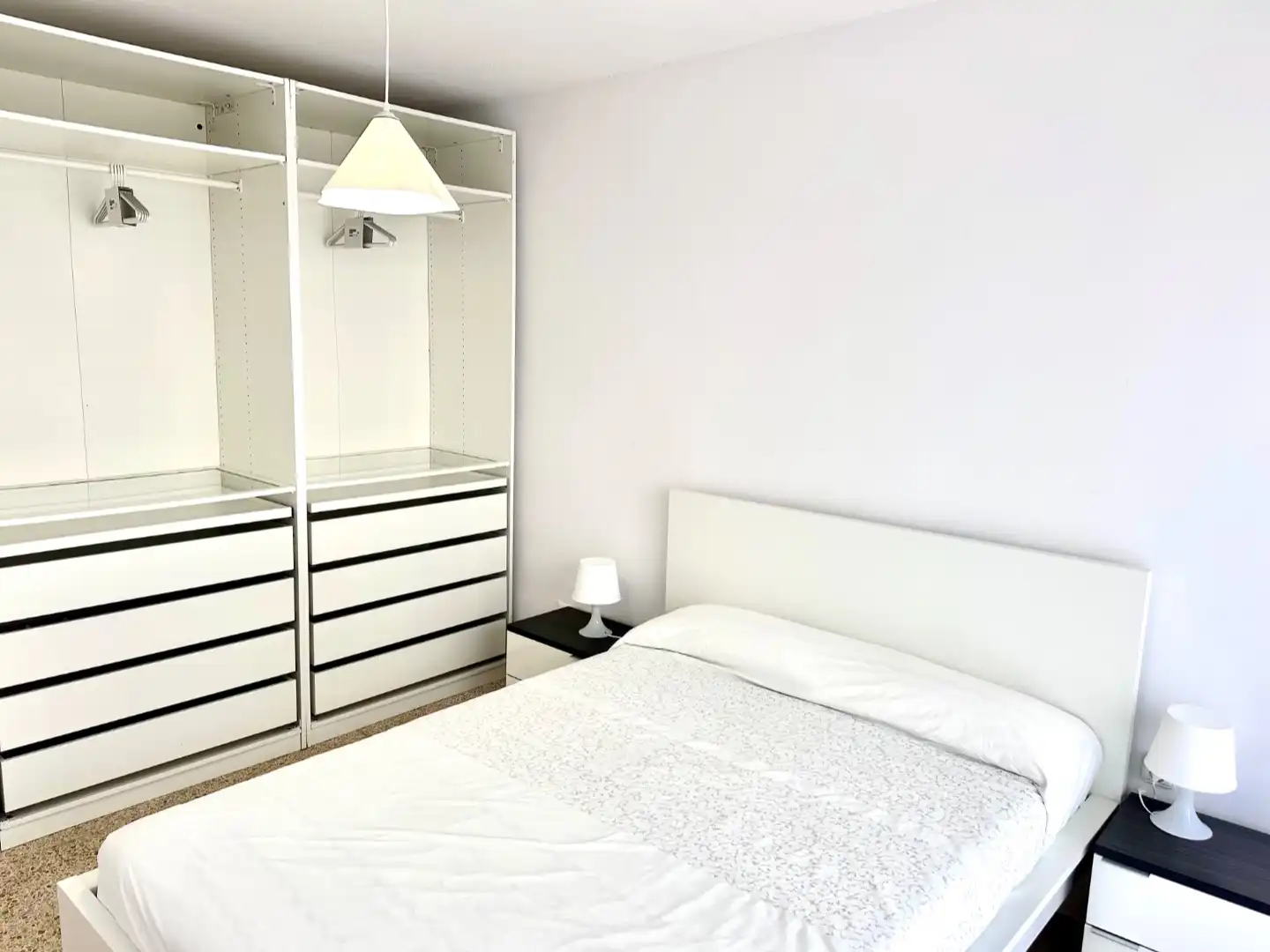 Bedroom of Flat for rent in Algeciras  with Balcony
