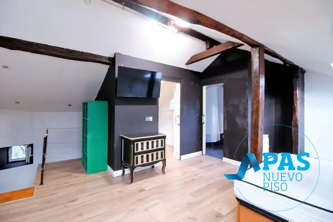 Casa o chalet en venta en El Astillero   con Calefacción, Jardín privado y Trastero