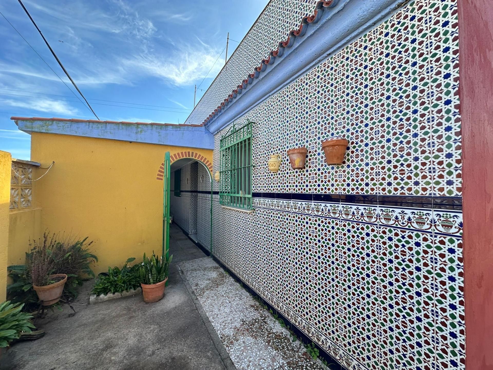 Vista exterior de Finca rústica en venta en La Línea de la Concepción con Jardín privado