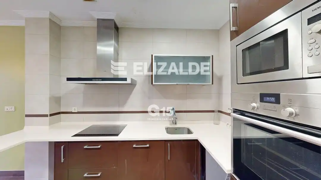 Piso en venta en Euskal Herria Kalea, Parte Vieja