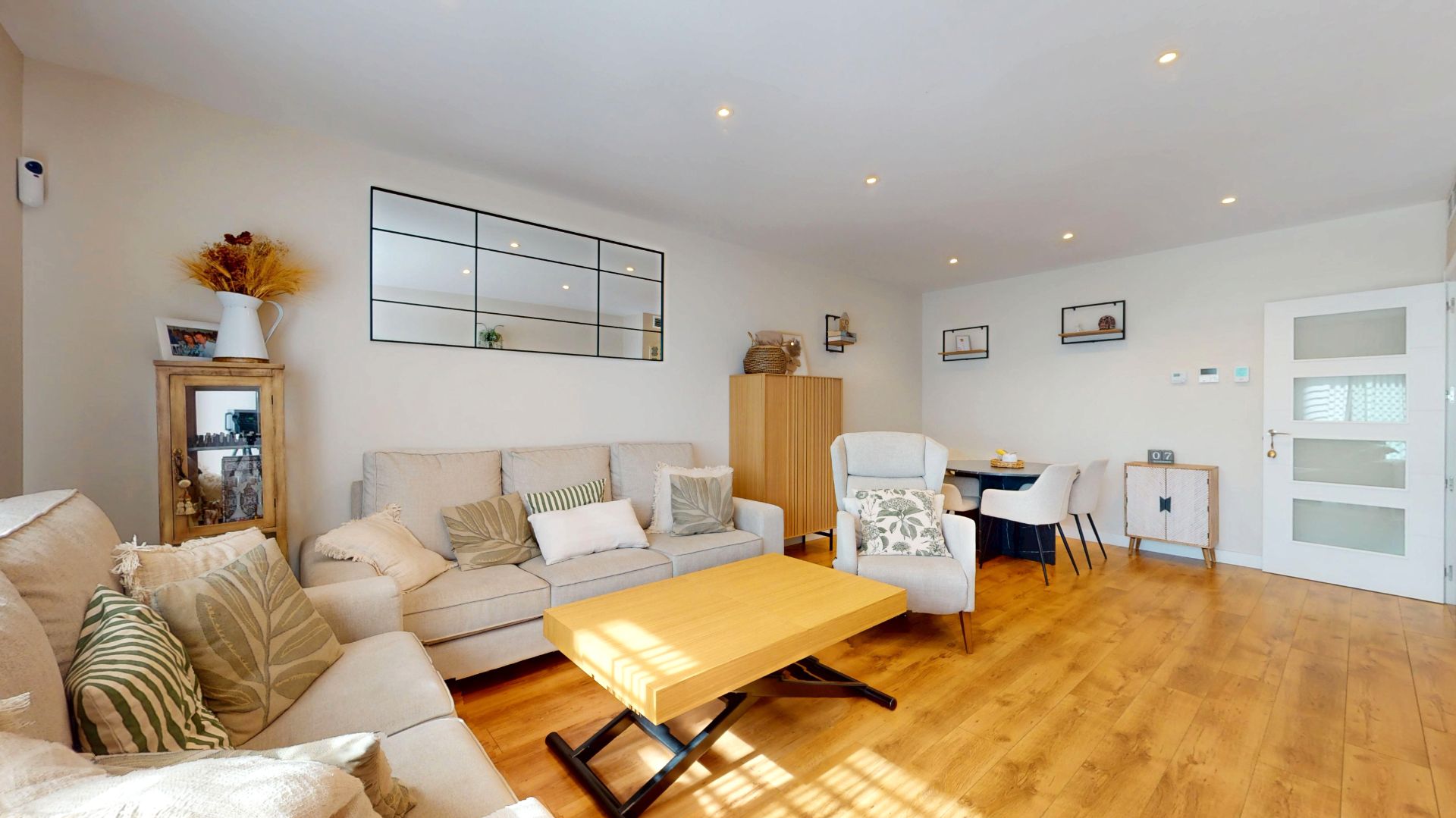 Living room of Planta baja for sale in  Córdoba Capital  with Air Conditioner, Storage room and Community pool