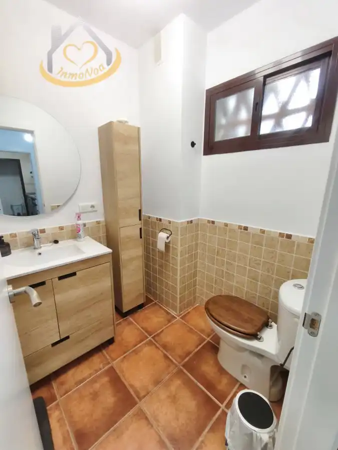 Baño de Apartamento en venta en El Rompido con Aire acondicionado, Terraza y Amueblado