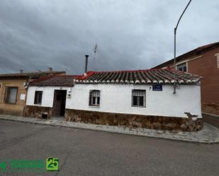 Vista exterior de Casa o xalet en venda en Ciudad Real Capital amb Calefacció