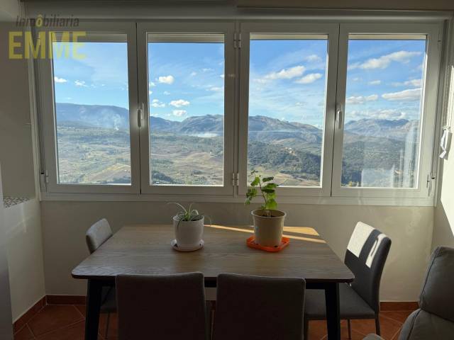 Piso en Alquiler en El Fuerte - La Dehesa