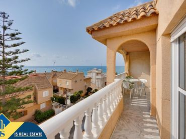 Apartament amb piscina en venda a Playa de los Locos