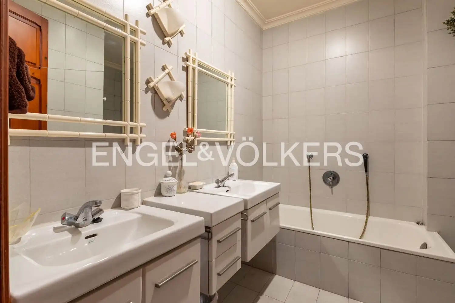 Flat with terrace for sale in Carrer d'Aparisi i Guijarro, imagen 43
