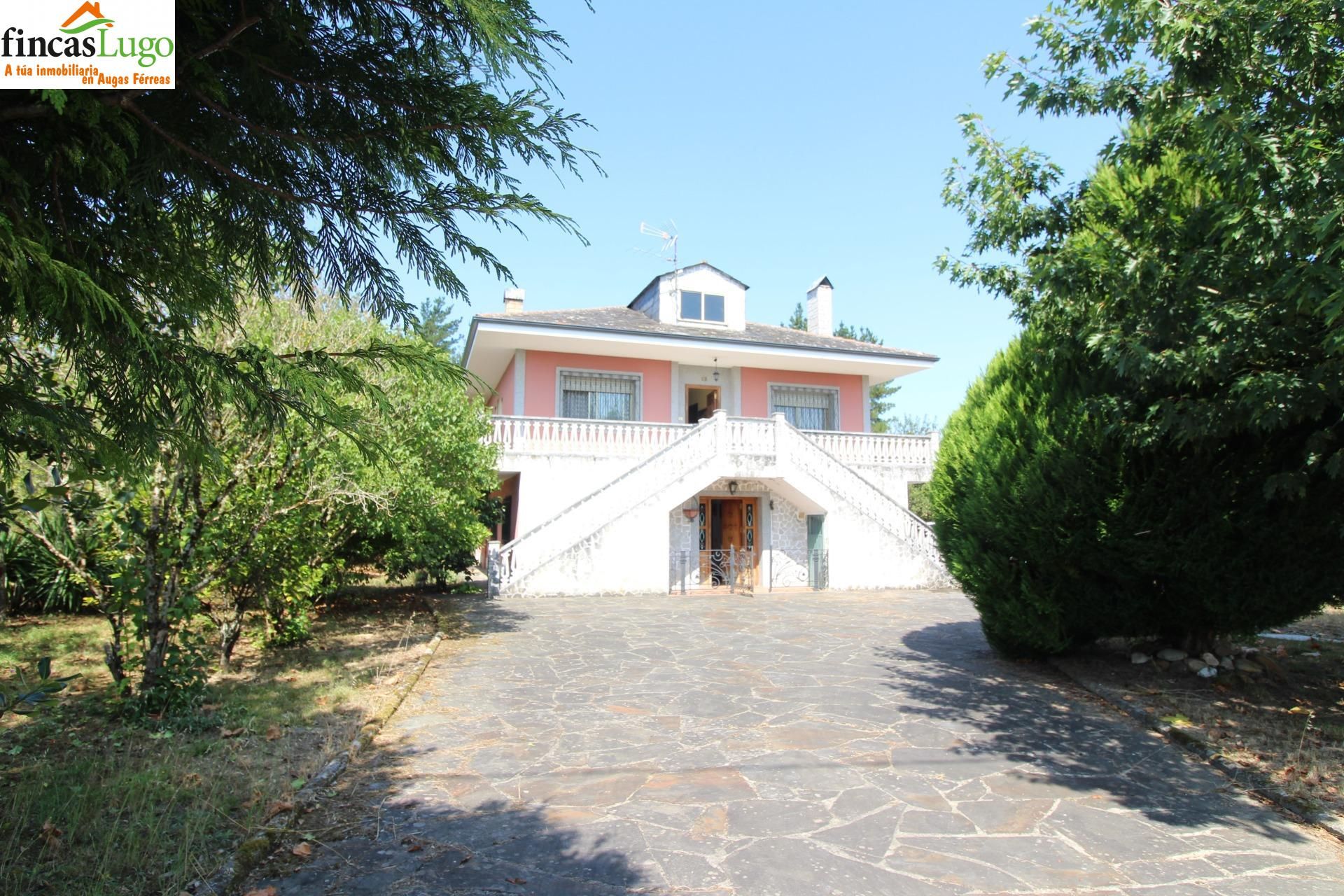 Vista exterior de Casa o xalet en venda en O Corgo   amb Calefacció, Jardí privat i Terrassa