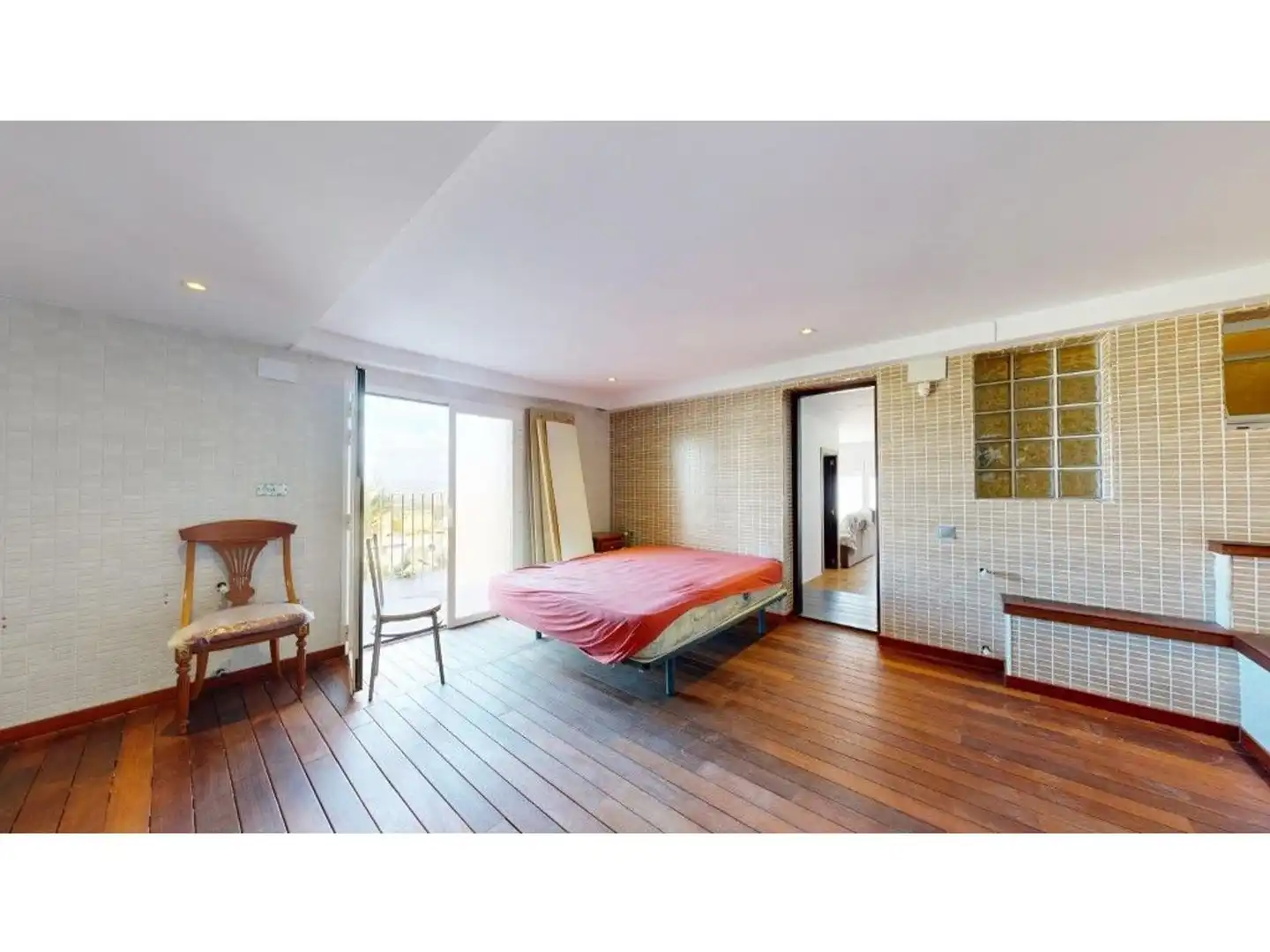 Habitación de Casa o chalet en venta en Chiva con Jardín privado, Terraza y Trastero