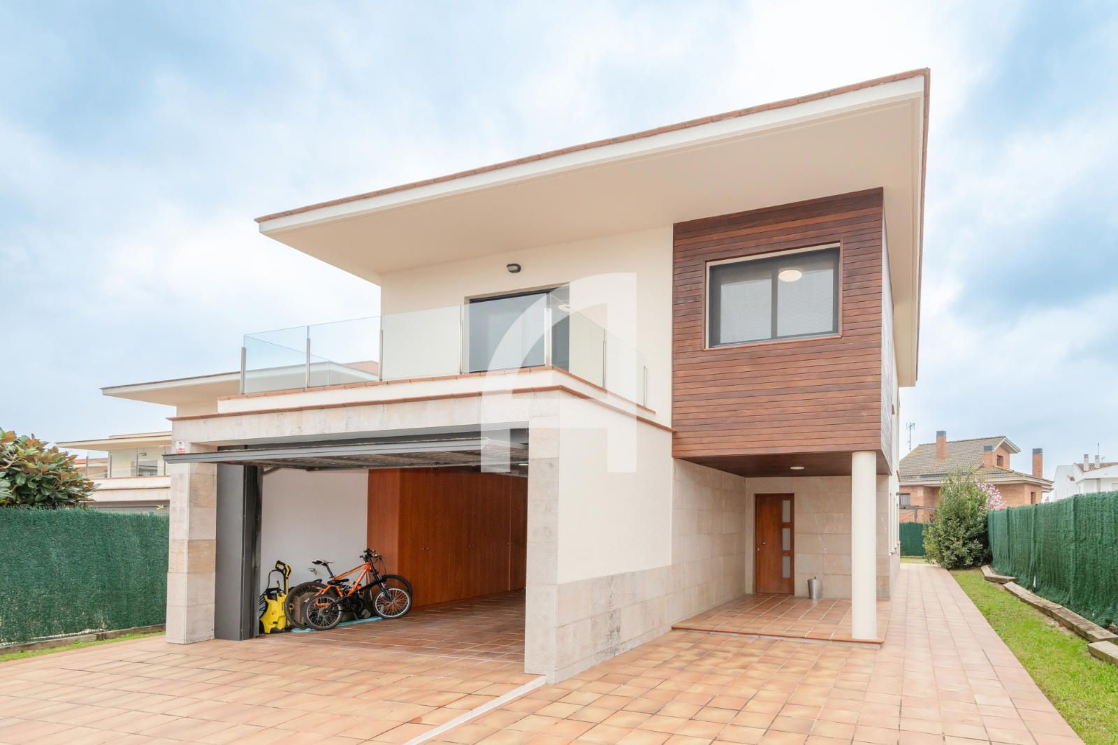 Vista exterior de Casa o chalet en venta en Sant Julià de Ramis con Aire acondicionado, Calefacción y Jardín privado
