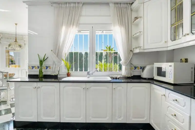 Chalet con terraza en venta en Avenida Miguel de Unamuno 17, imagen 24