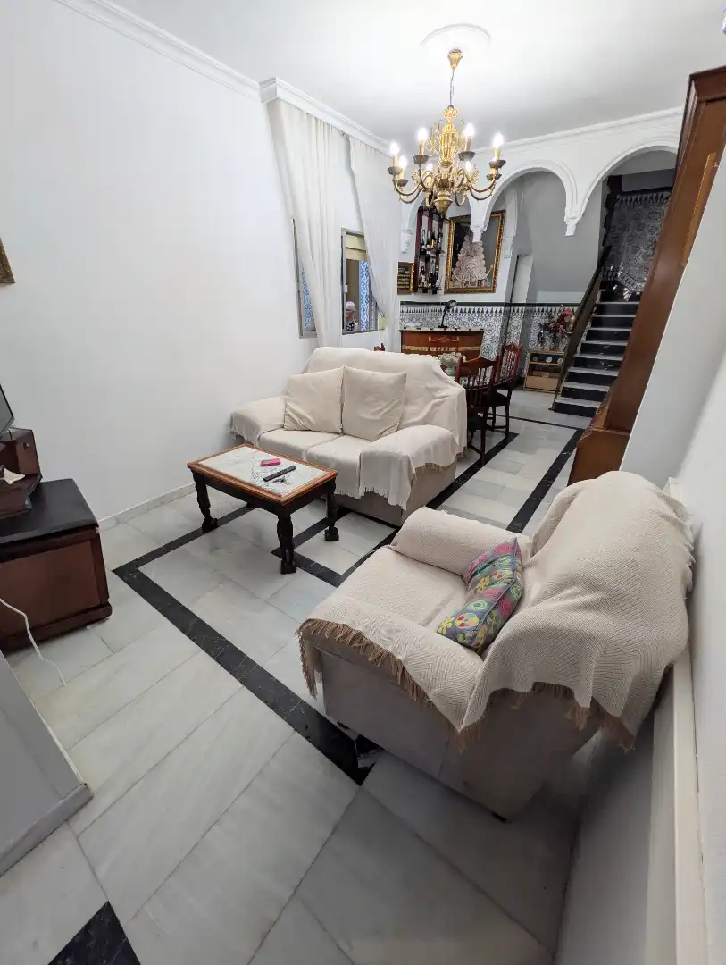 Sala d'estar de Casa o xalet en venda en Sevilla amb Terrassa i Traster