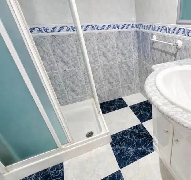 Bany de Pis en venda en Granada