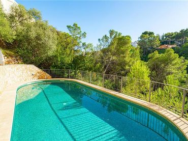 Pis amb piscina en venda a Ponent