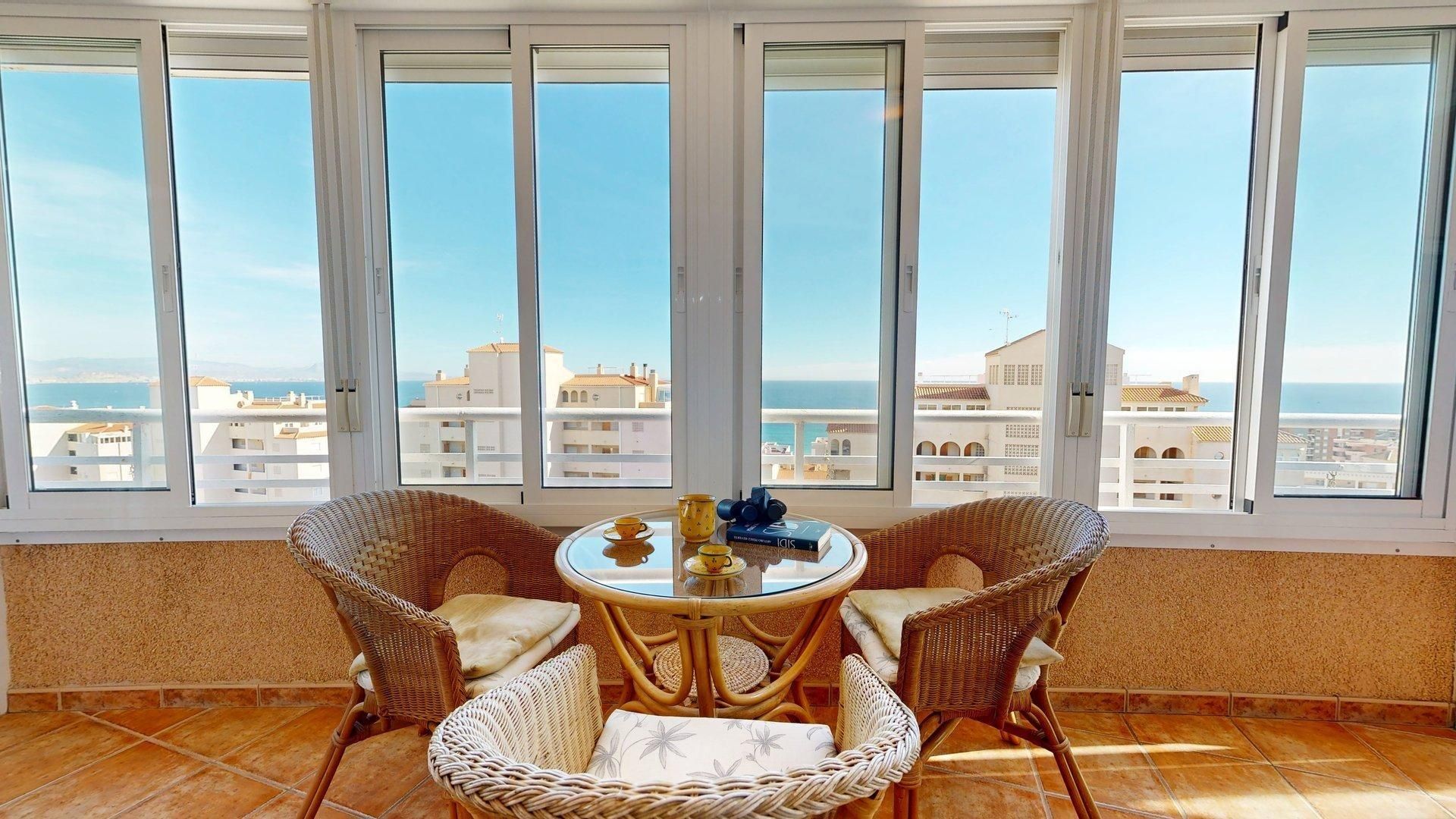 Bedroom of Apartment for rent in Elche / Elx  with Private garden, Terrace and Furnished