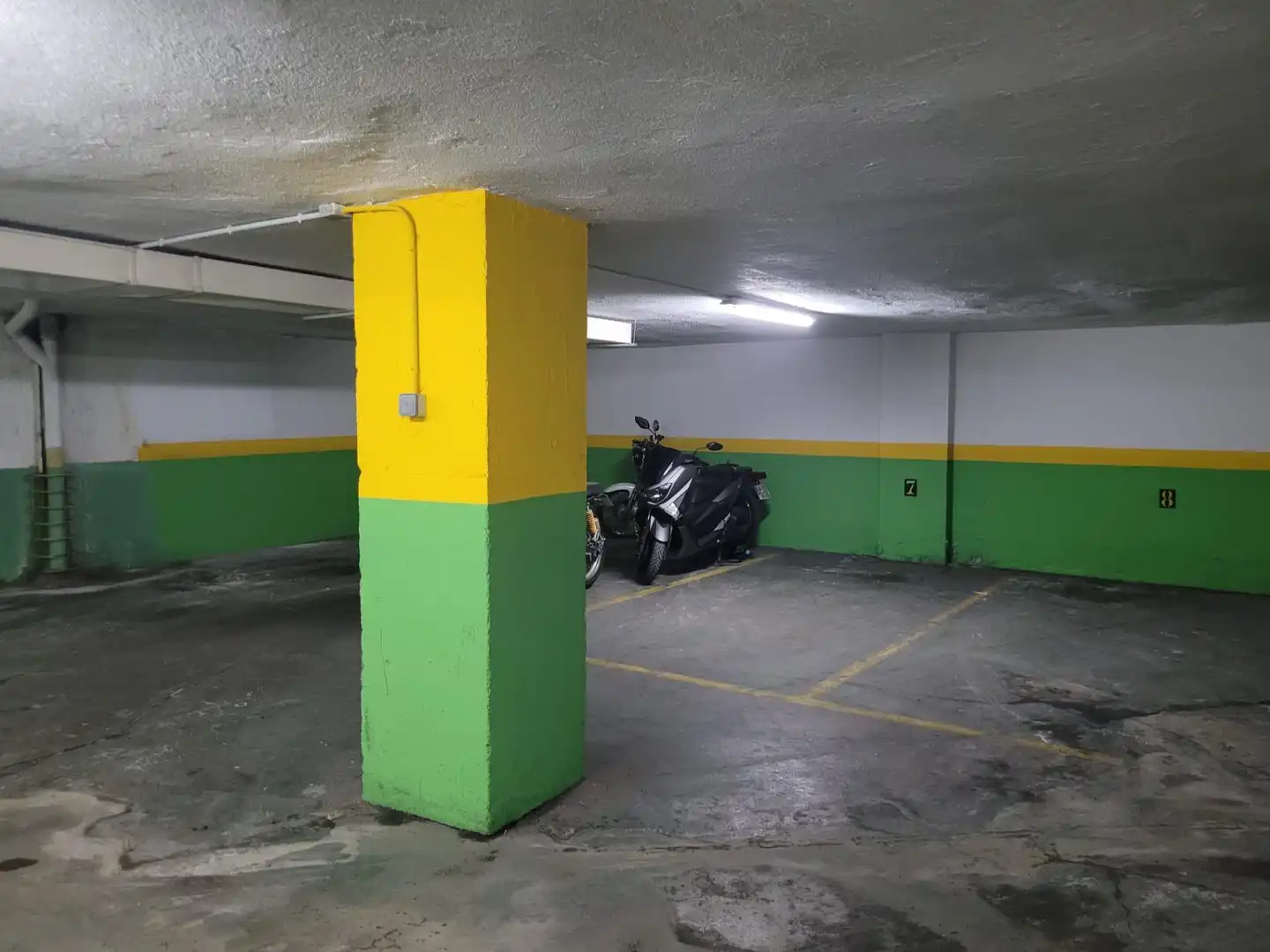 Parking à louer à Calle Infanta Mercedes, imagen 5