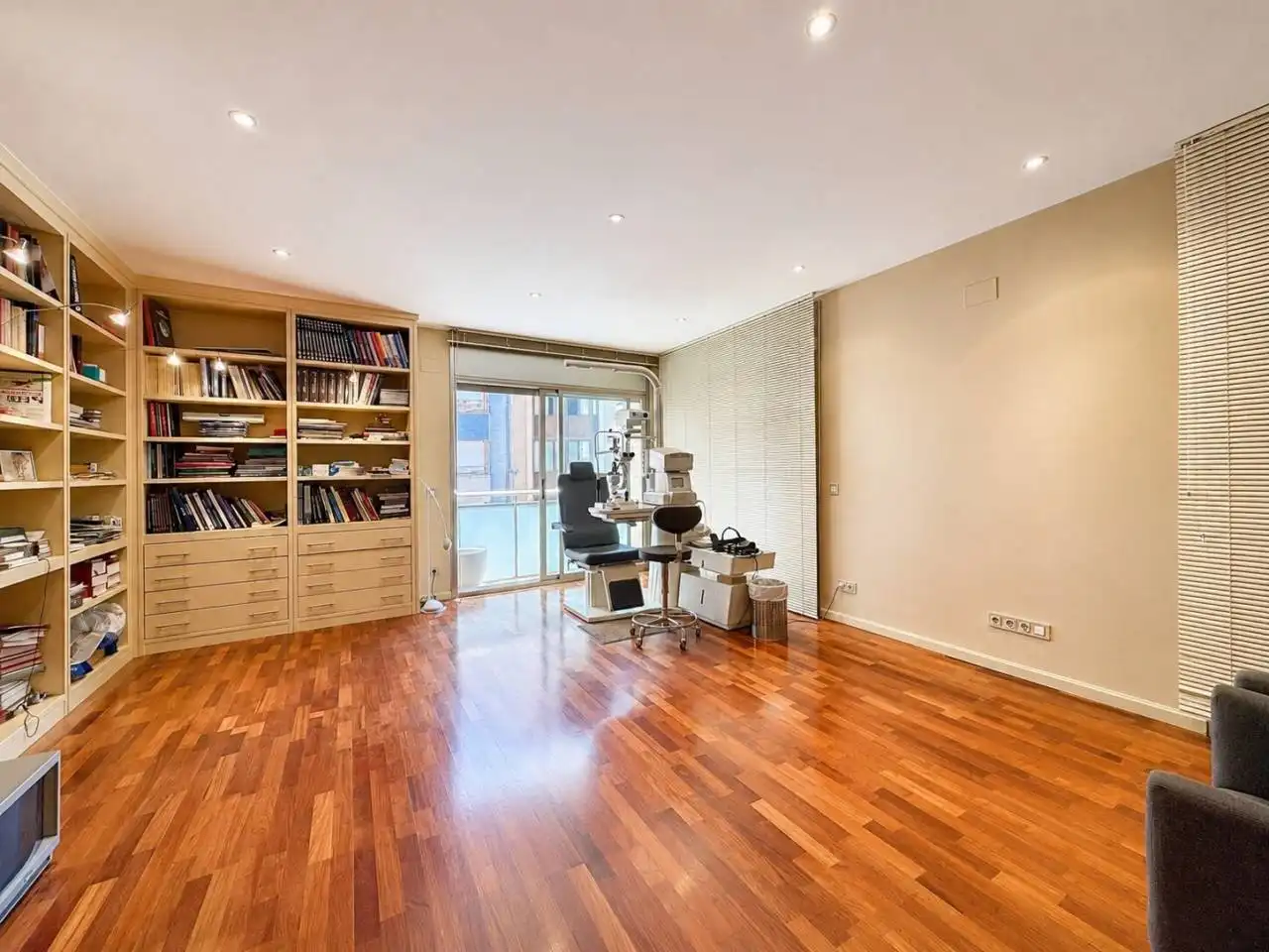 Maisonette zum Verkauf in La Seu d'Urgell mit Heizung, Parkett und Abstellraum