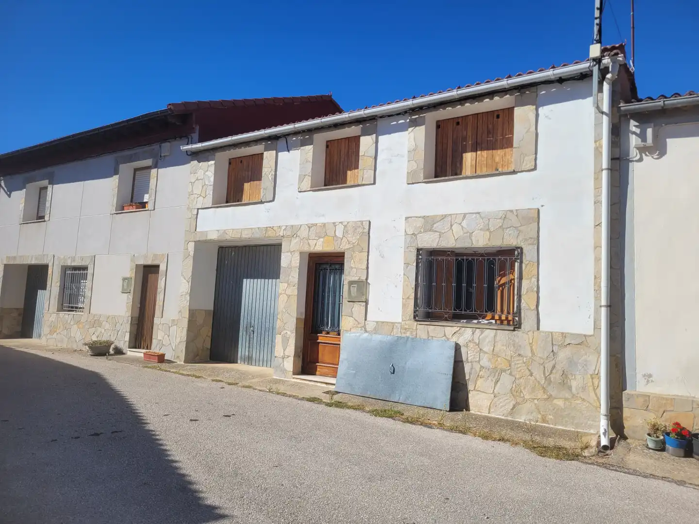 Vista exterior de Casa o xalet en venda en Quintana Redonda, Soria