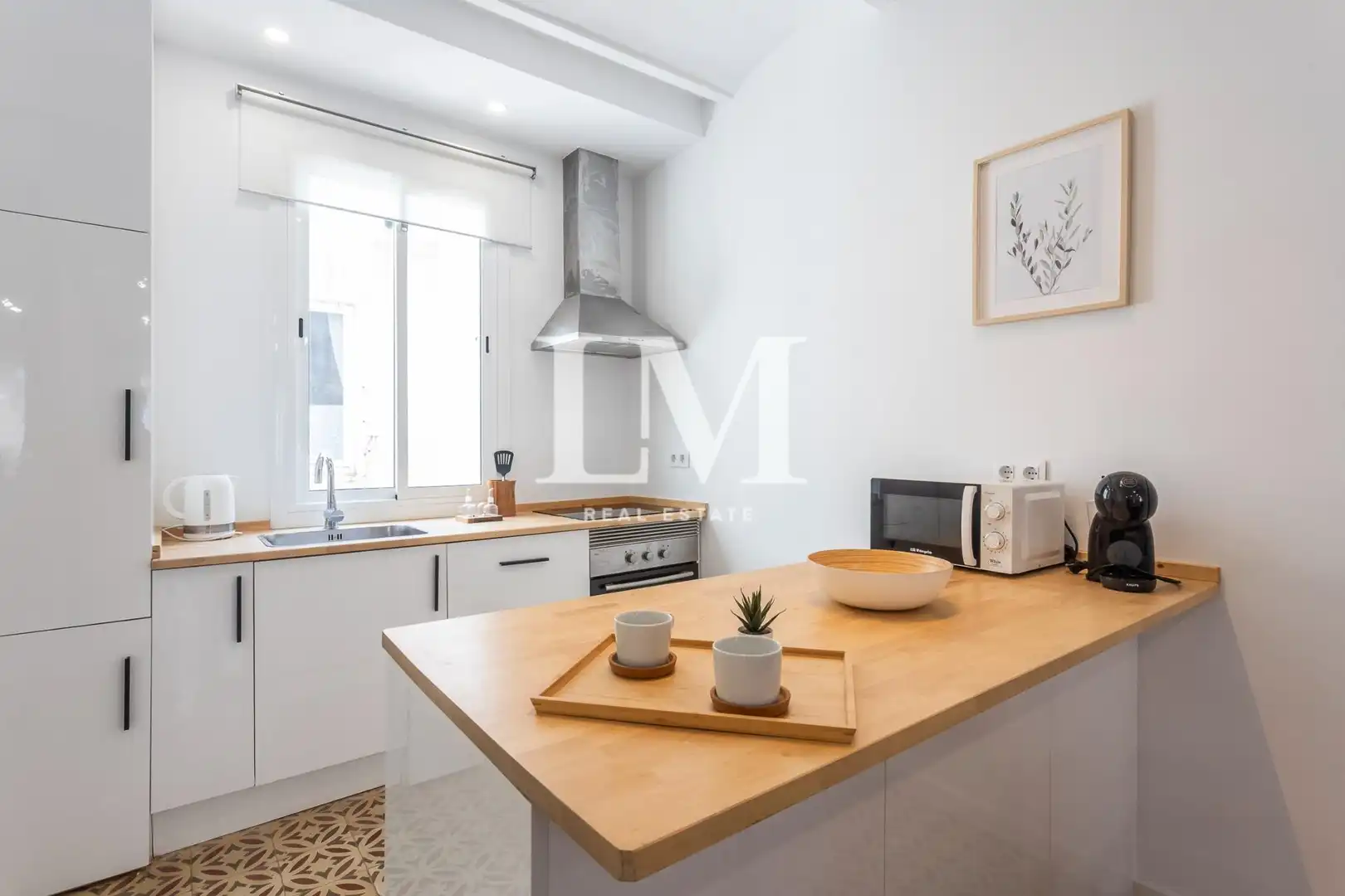 Cuina de Apartament de lloguer en Barcelona amb Aire condicionat, Calefacció i Moblat