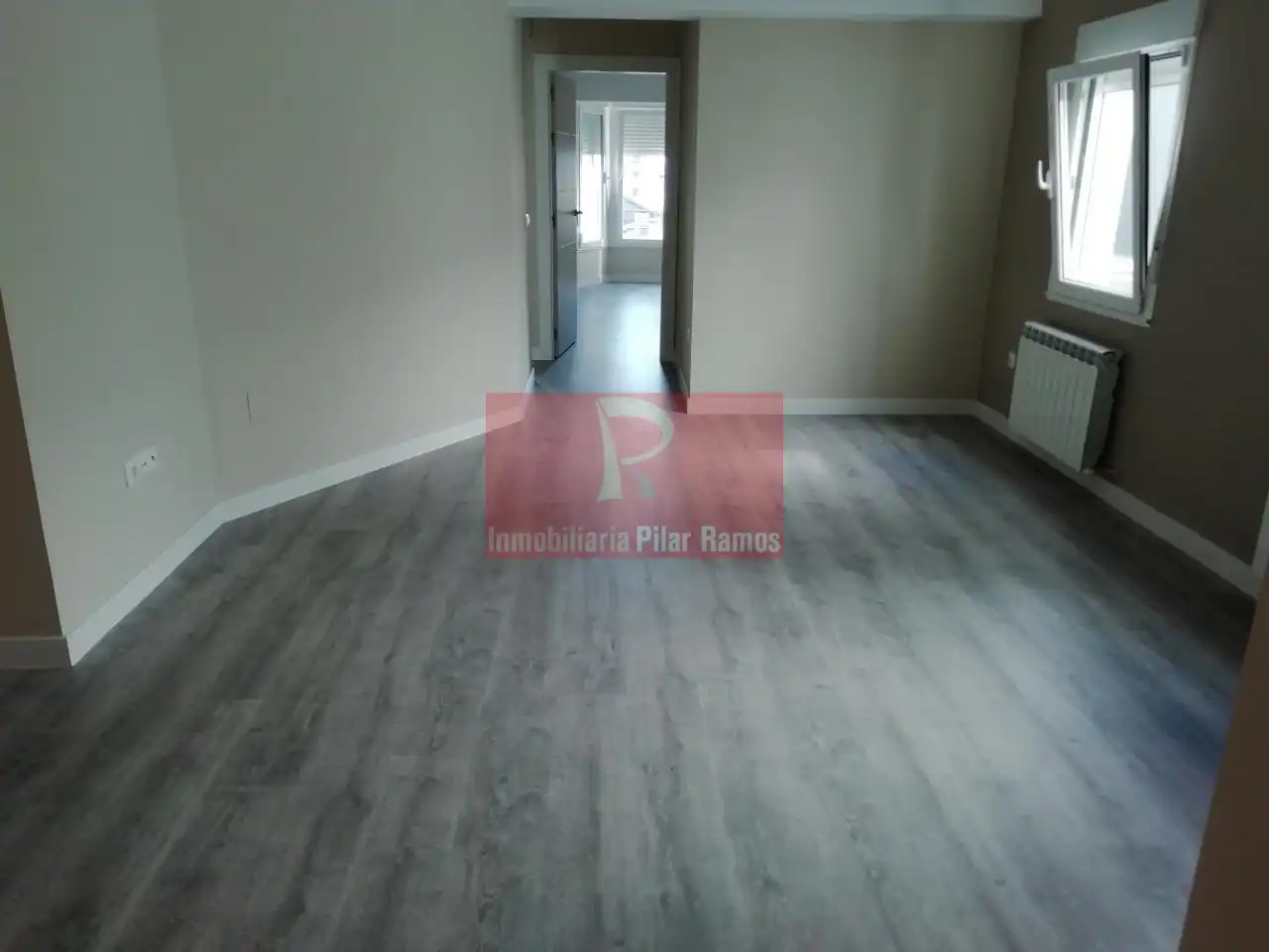 Apartamento de alquiler en León Capital  con Calefacción, Parquet y Terraza