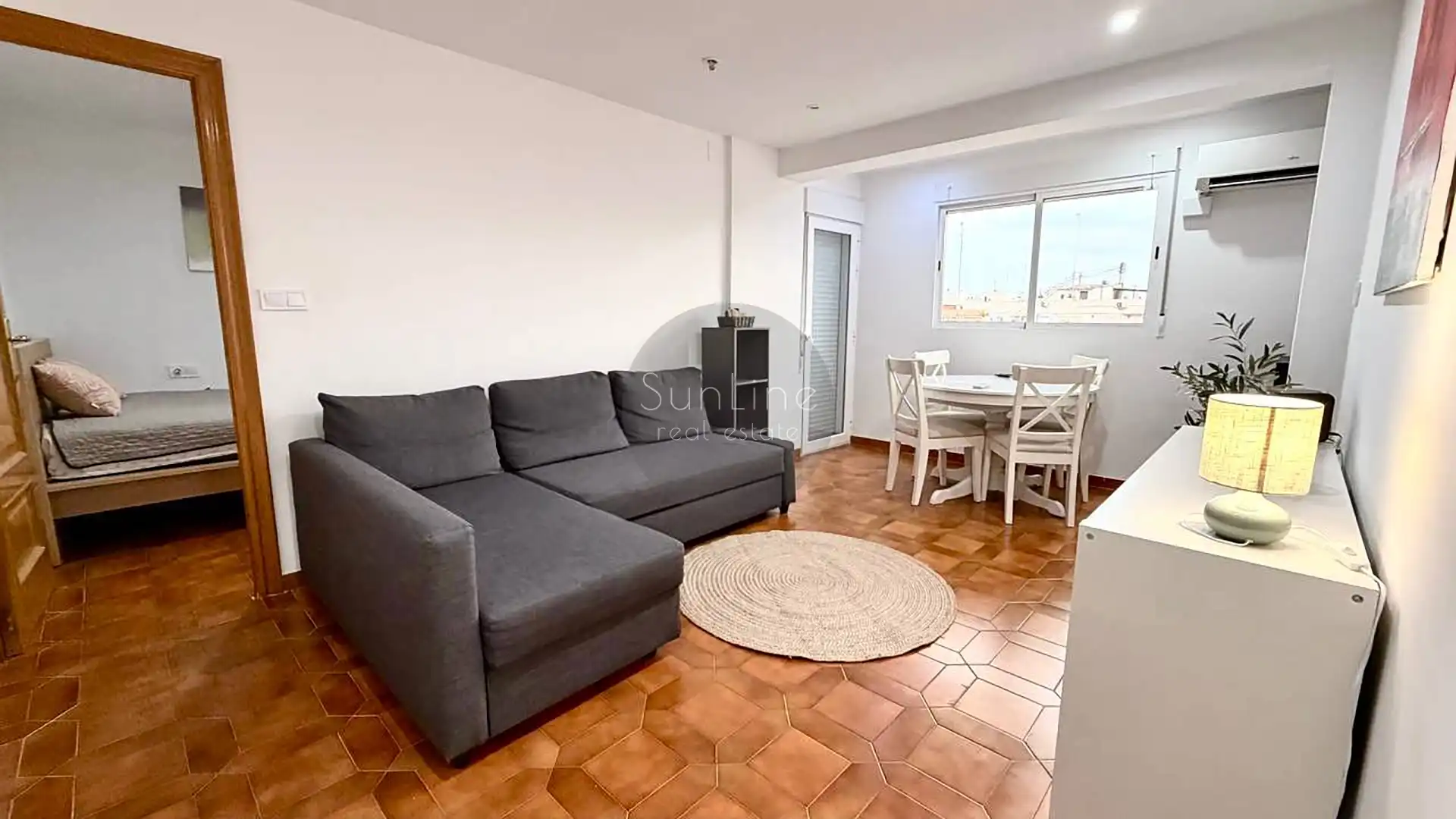 Living room of Flat for rent in Valencia  with Air Conditioner, Furnished and Balcony